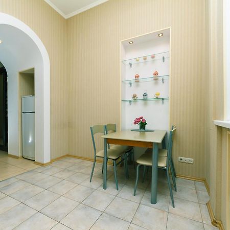 Apartment Baseina Khreschatyk Kiev Eksteriør bilde
